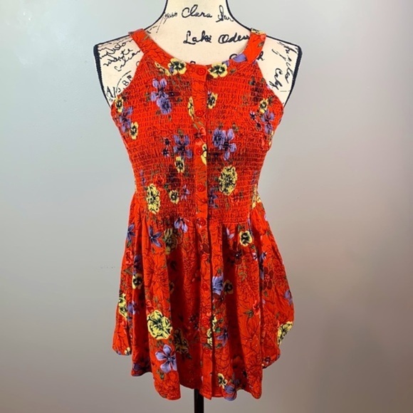 Babydoll Rayon Crepe Smocked Floral Tank NWT - Picture 6 of 8